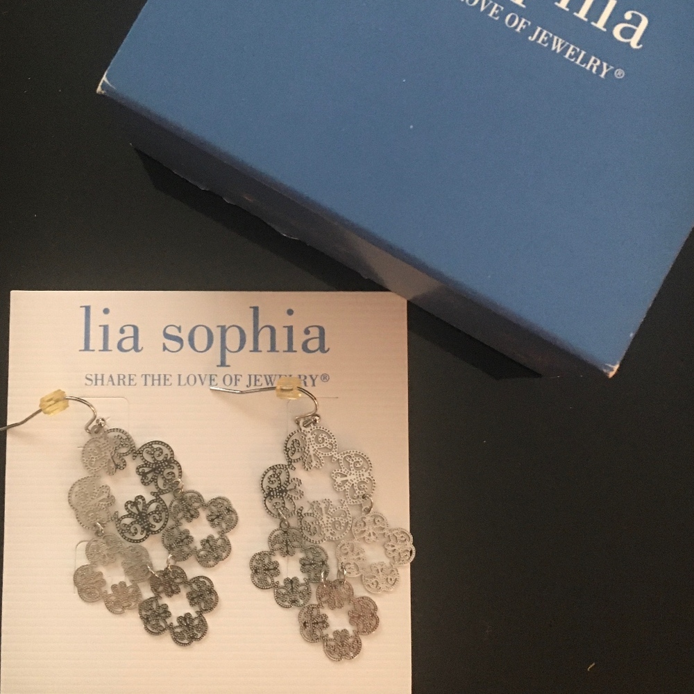 lia sophia earrings